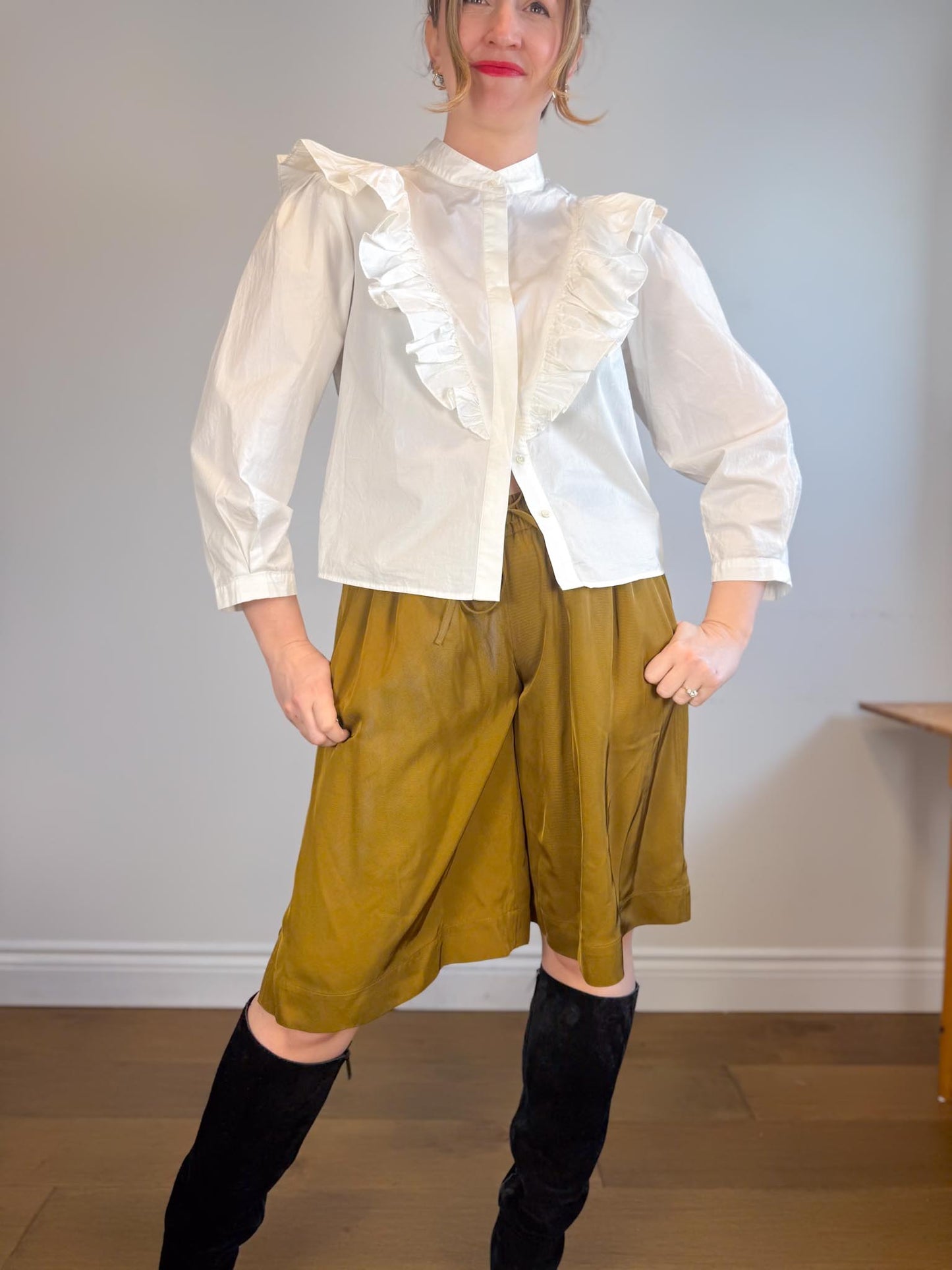 XIRENA "Callie Top in White" NWT (Size L)