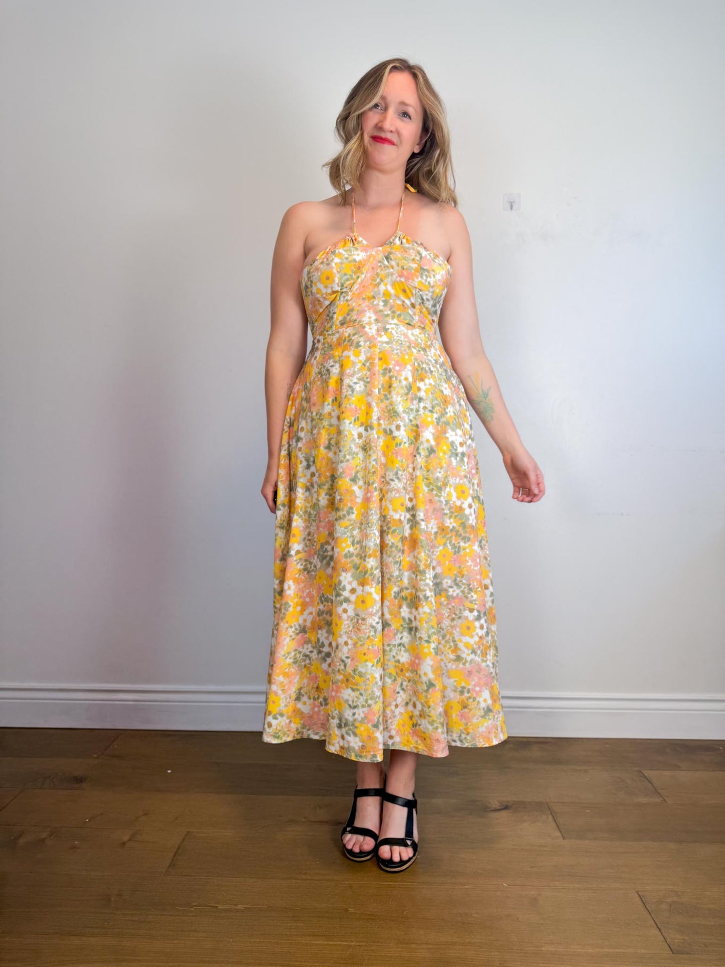 Anthropologie En Saison "Kasey Halter Dress in Yellow Floral" (Size M)