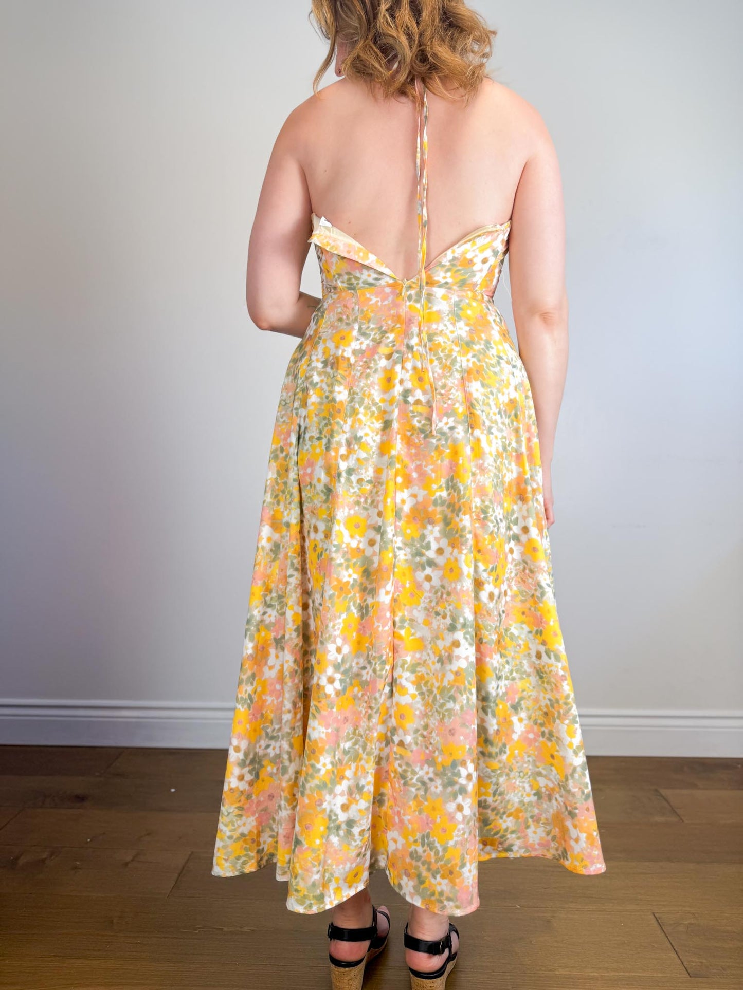 Anthropologie En Saison "Kasey Halter Dress in Yellow Floral" (Size M)