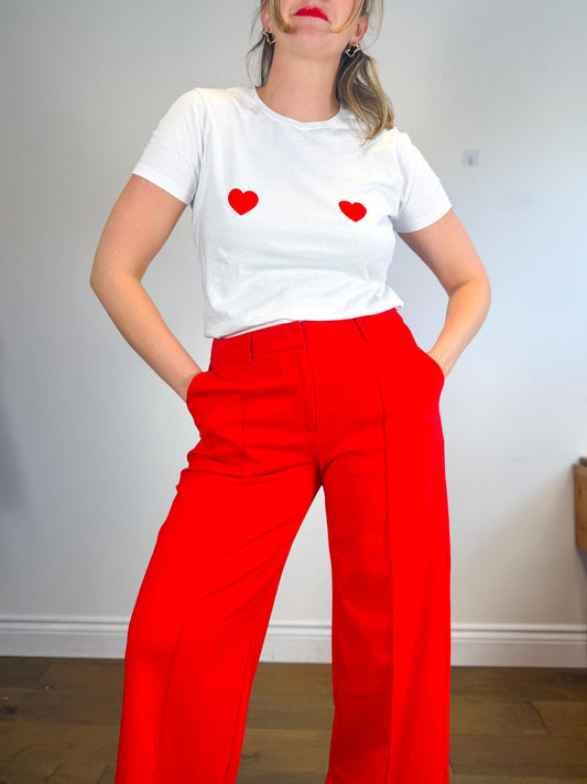 Brunette The Label Heart White T-Shirt (Size XS/S)