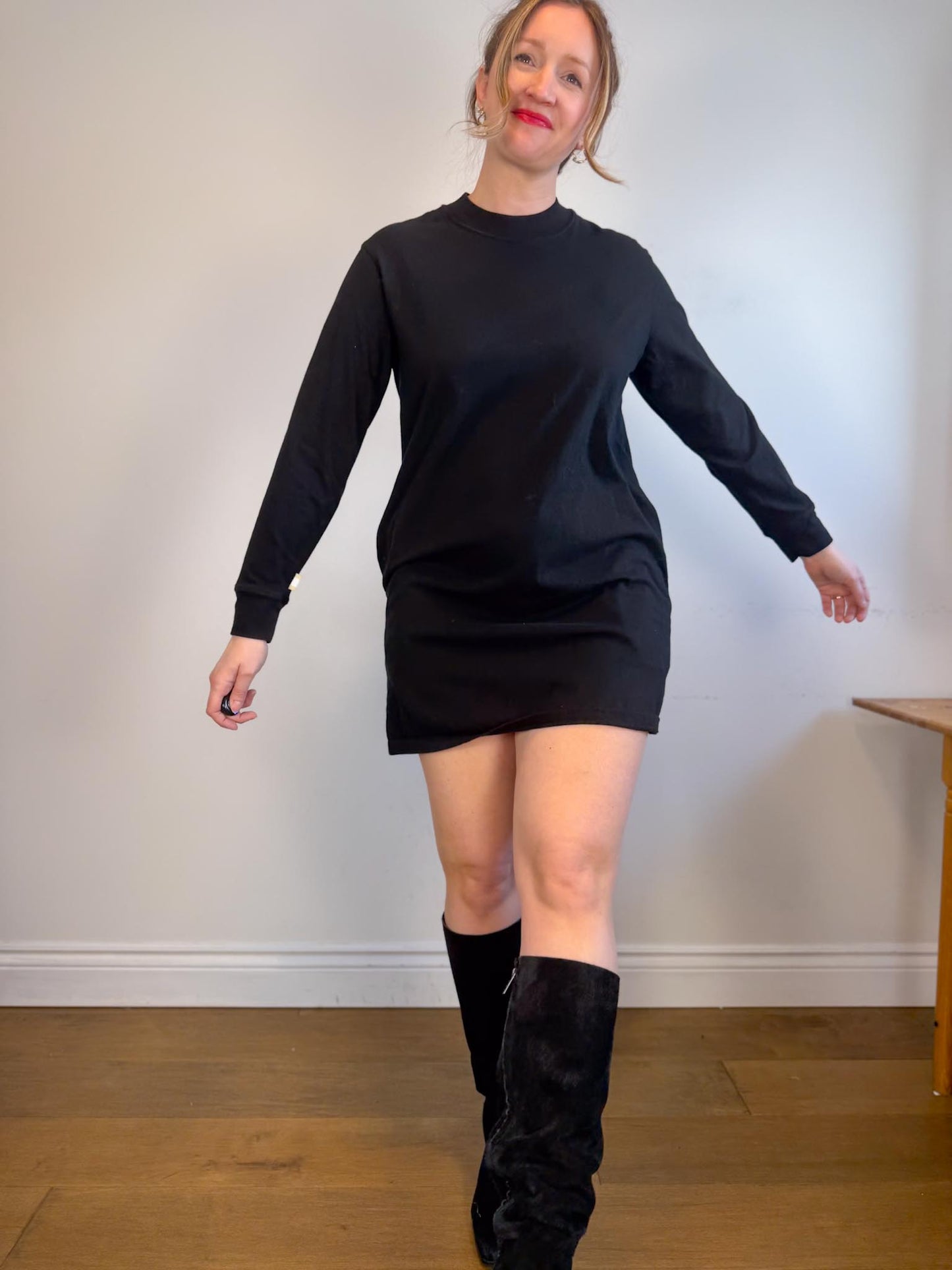 Province of Canada Long Sleeve Shirt Dress in Black (Size M)