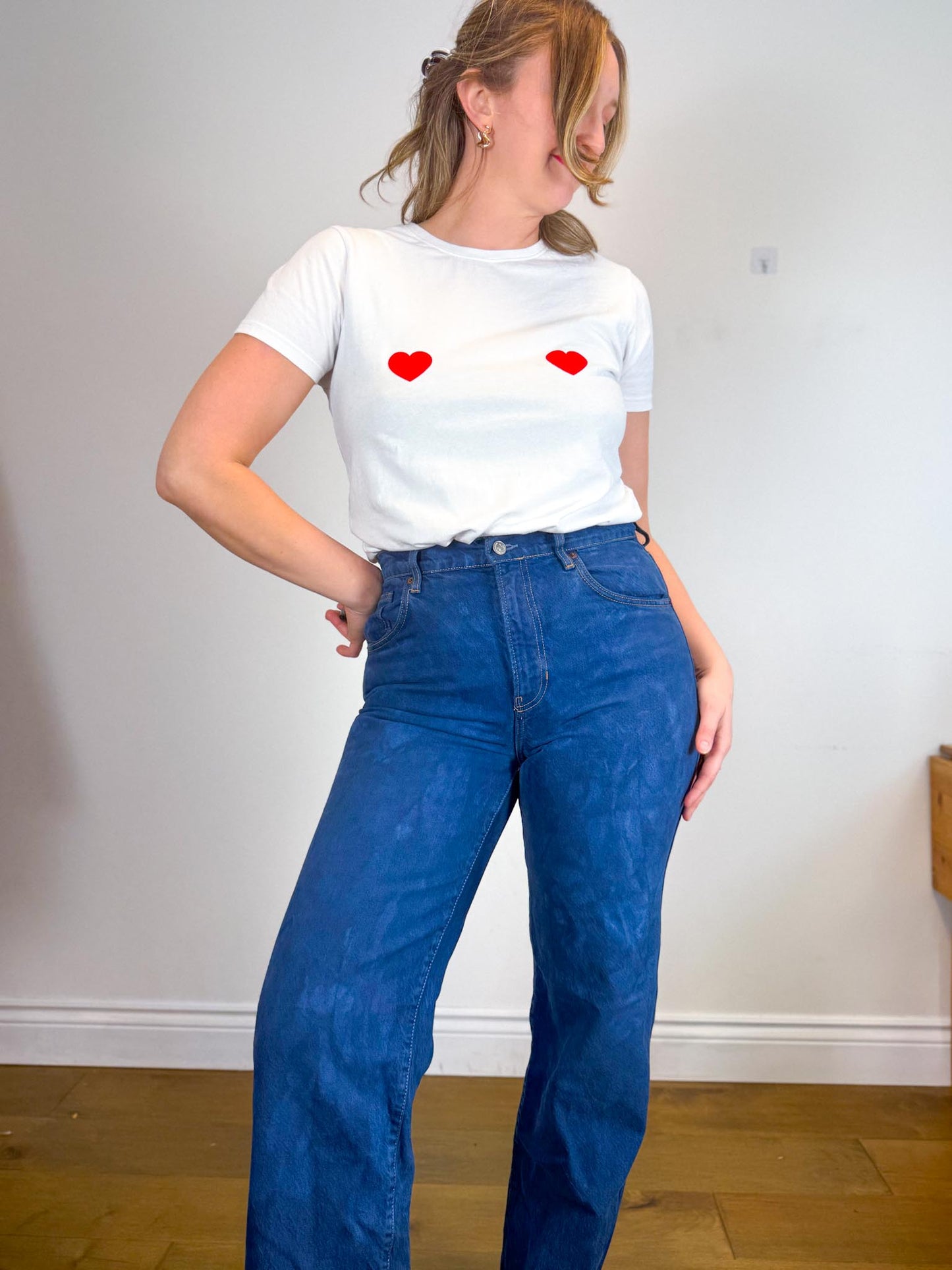 Brunette The Label Heart White T-Shirt (Size XS/S)