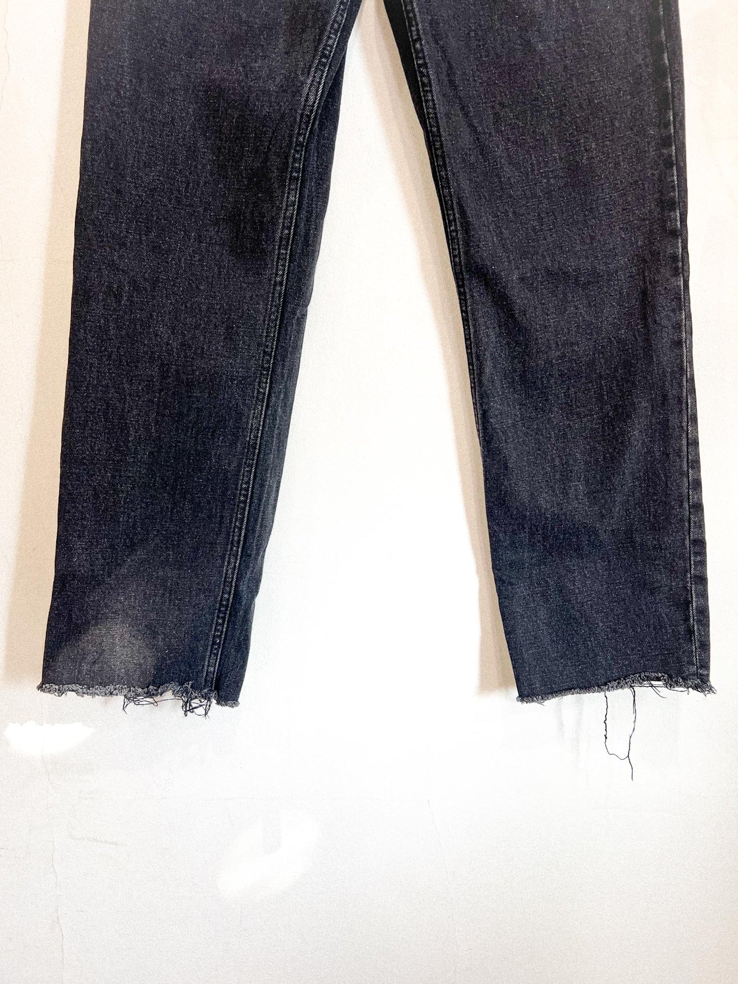 Abercrombie & Fitch "The Ankle Straight Ultra High Rise Jeans" in Black Denim (Size 27)