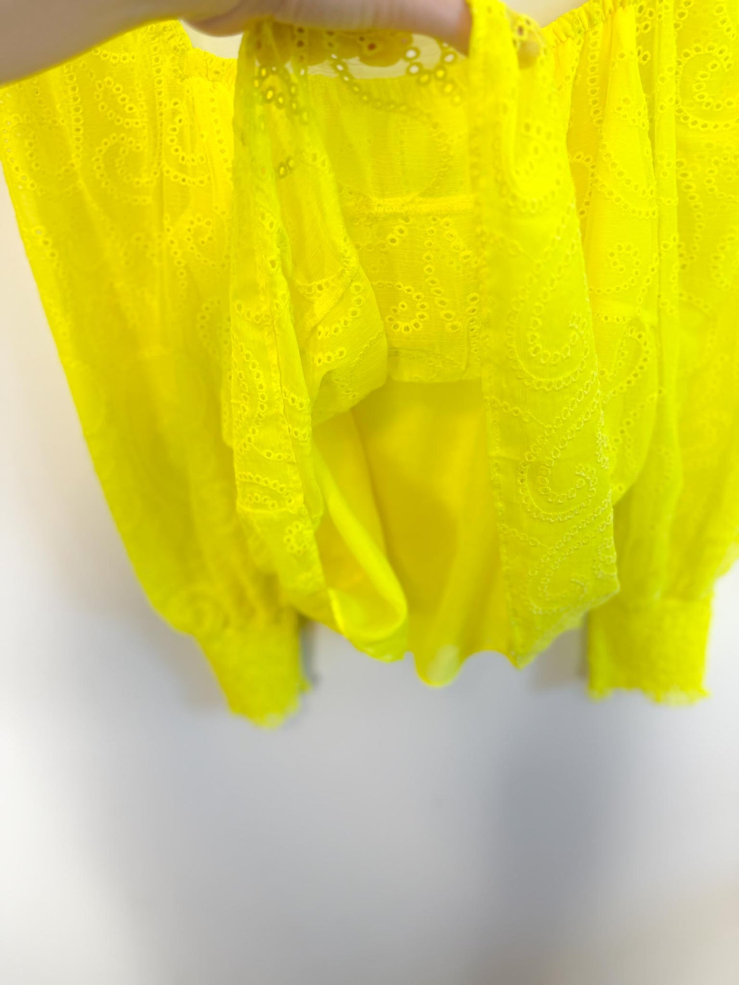Alice & Olivia Eyelet Puff Sleeve Blouse in Neon Yellow (Size M)