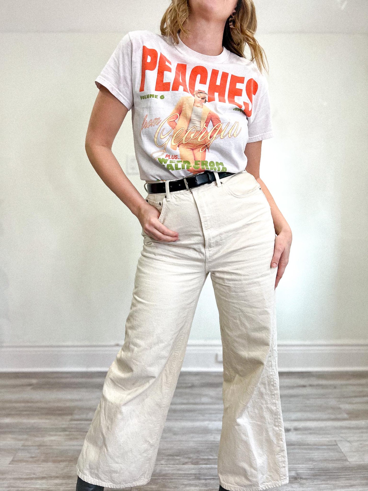 Justin Bieber "PEACHES" Graphic Tee SOLD AS IS (Size M)