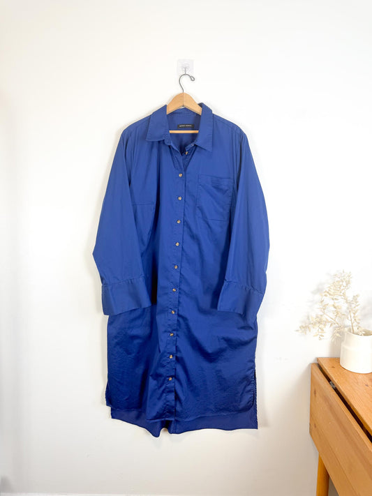 Universal Standard "Odeon Stretch Poplin Shirtdress in Blue" (Size M/L)