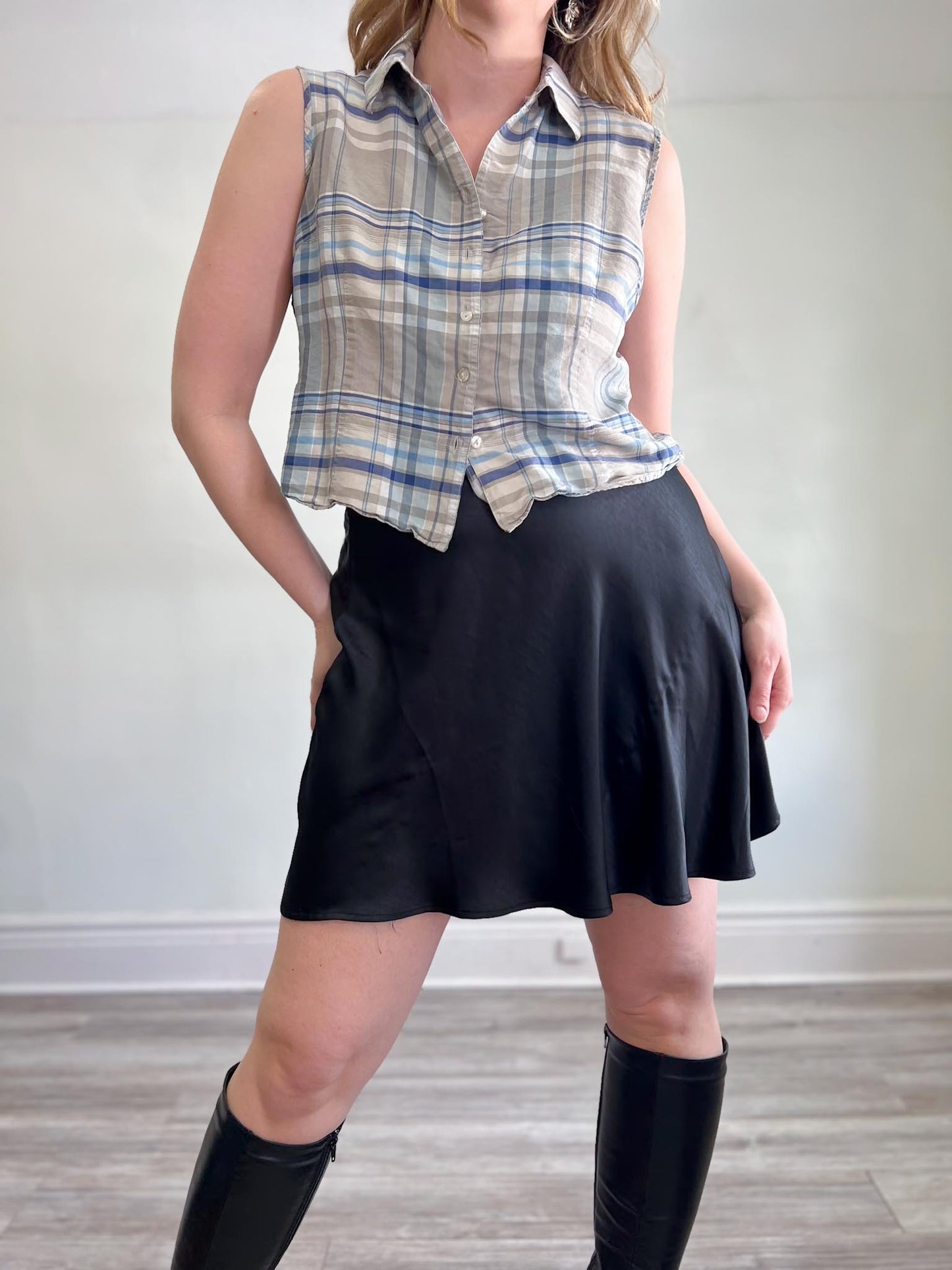 Vintage Silk Plaid Sleeveless Blouse (Size L)