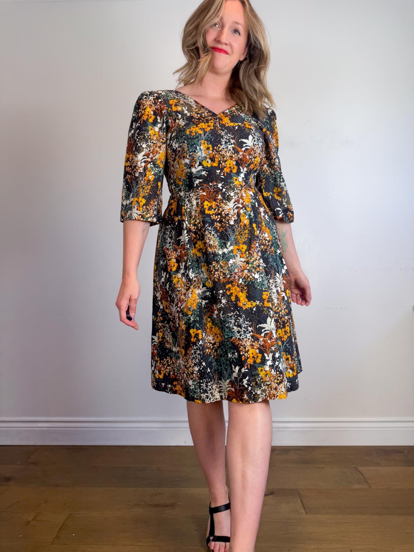 Birds of North America "Chestnut Bunting Dress - Everlasting" (Size M)