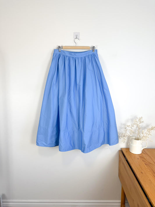 Banana Republic Full Midi Skirt in Blue (Size M/L)