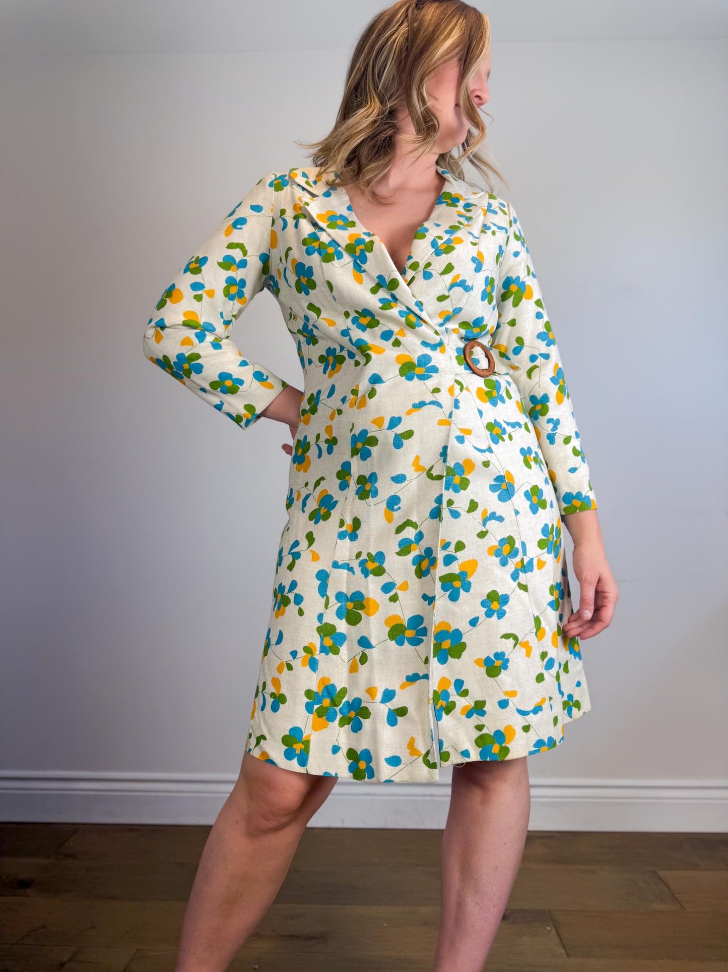 Vintage Floral Wrap Dress / Jacket (Size M/L)
