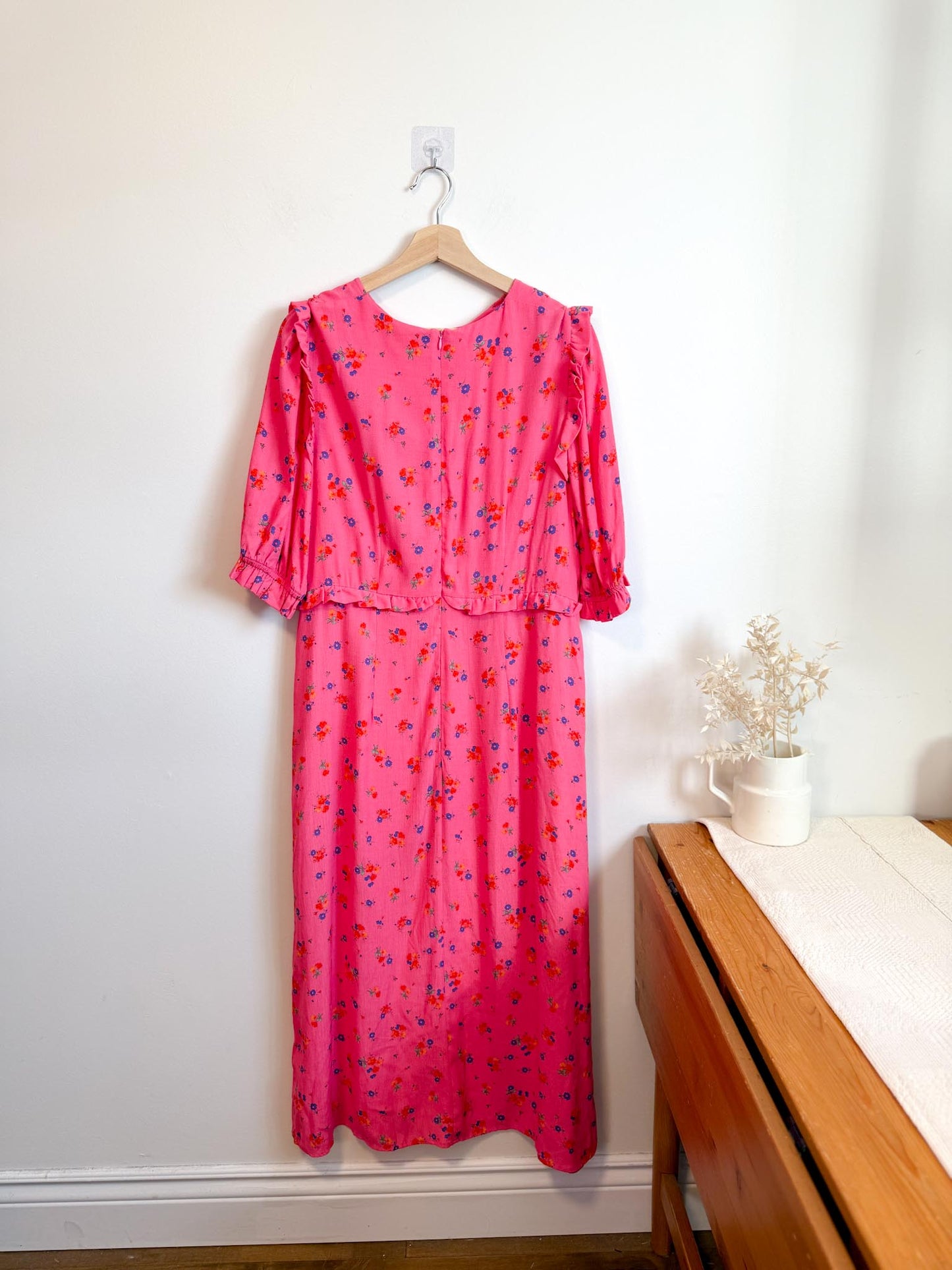 Nobody's Child "Ditsy Floral Pink Felicia Midi Dress" NWT (Size 16)