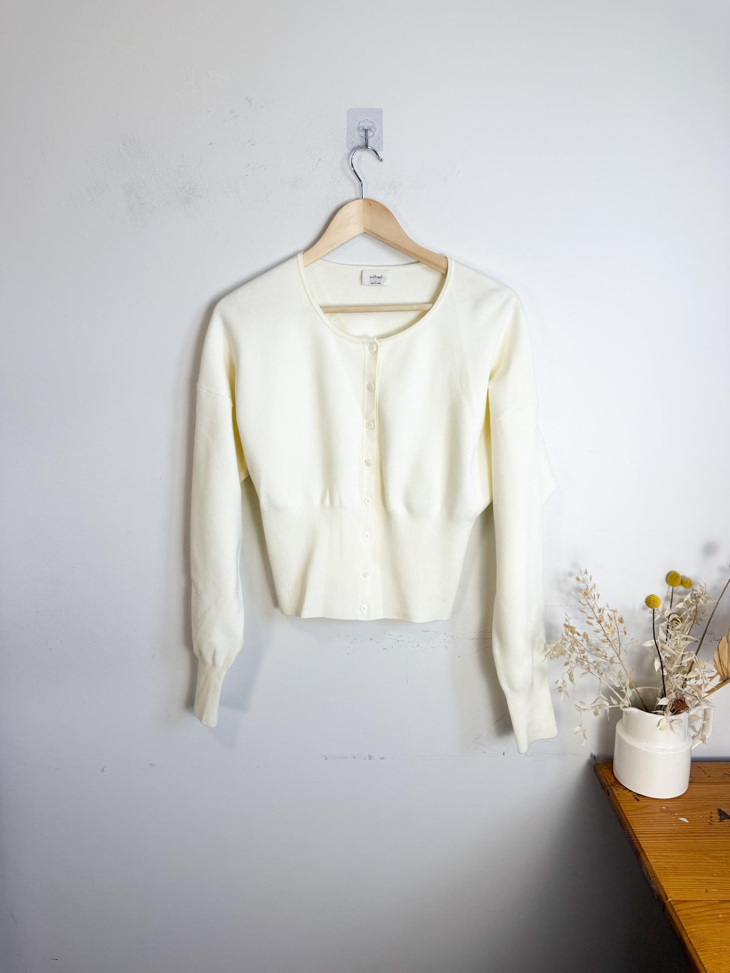 Wilfred "Golightly Cardigan - Wonder Yarn in Light Birch" (Size L)
