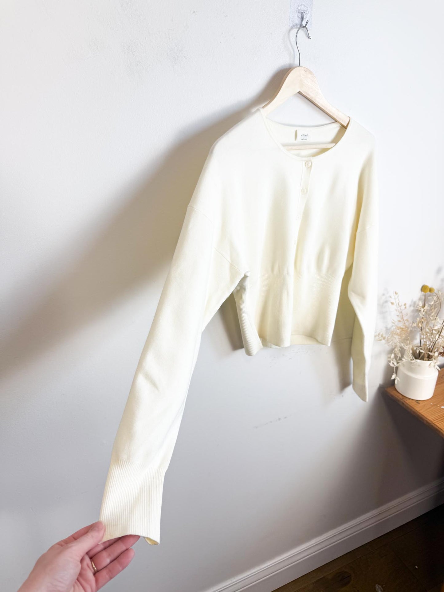 Wilfred "Golightly Cardigan - Wonder Yarn in Light Birch" (Size L)