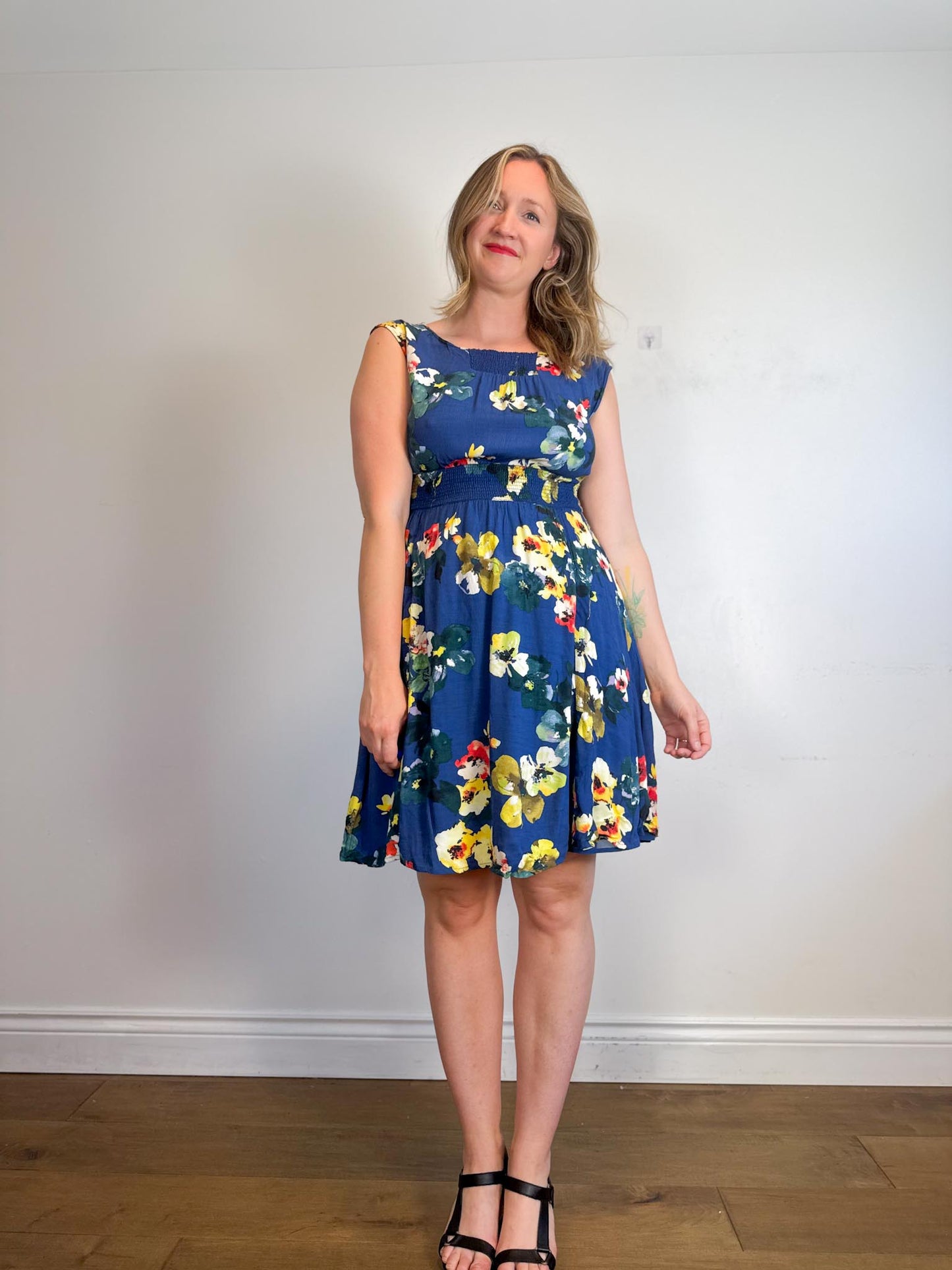 Anthropologie Floral Mini Dress in Blue (Size S/M)