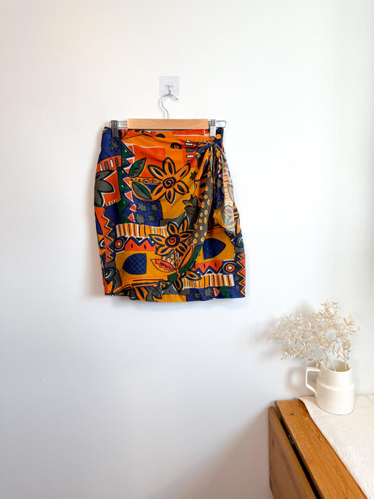Vintage Silk Mini Skirt in Floral Print (Size S)