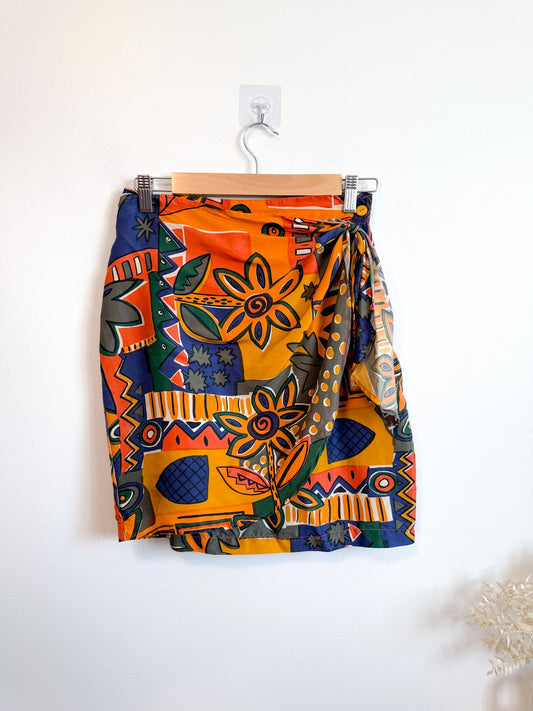 Vintage Silk Mini Skirt in Floral Print (Size S)