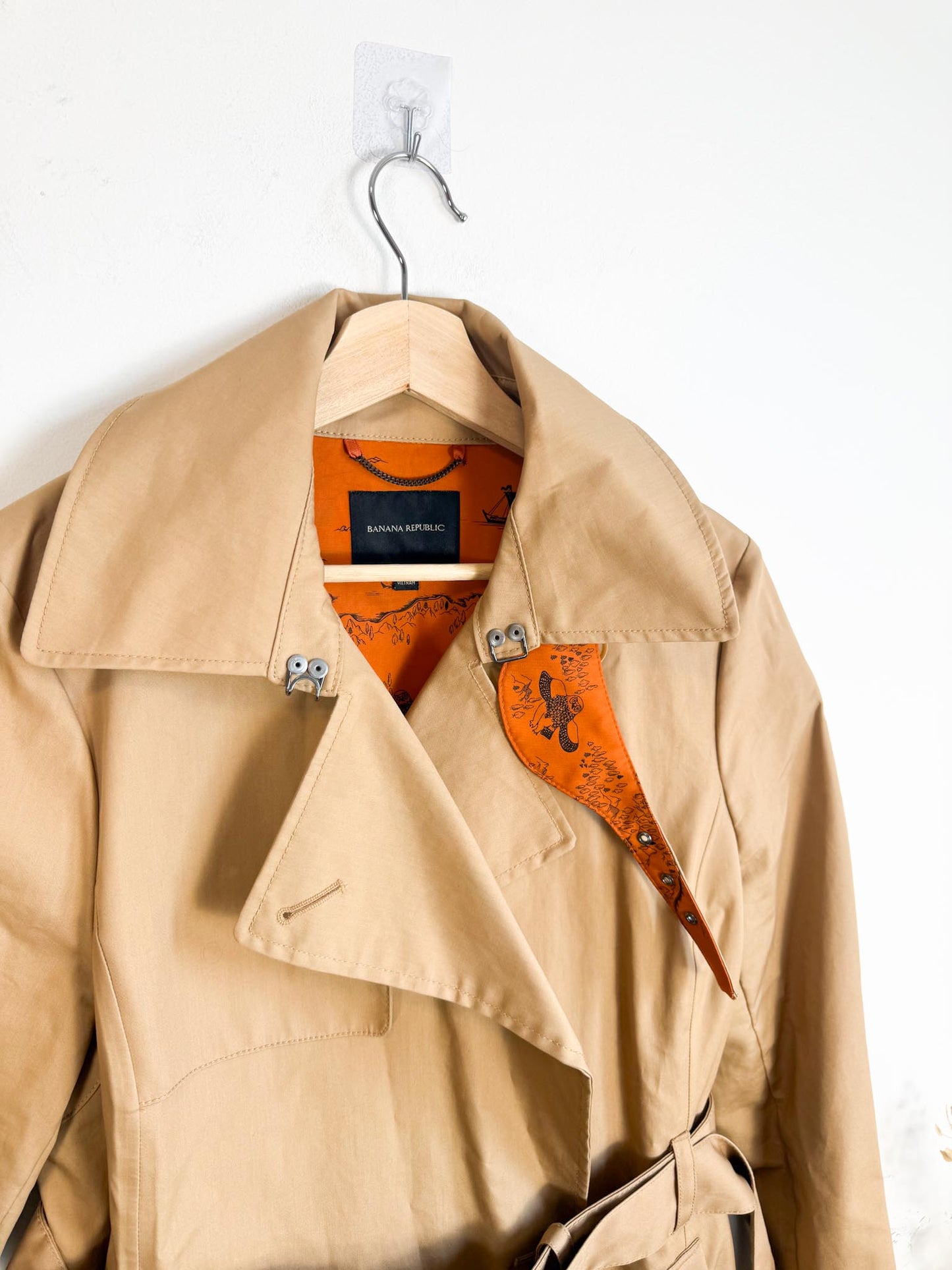 Banana Republic Khaki Trench Coat (Size M/L)