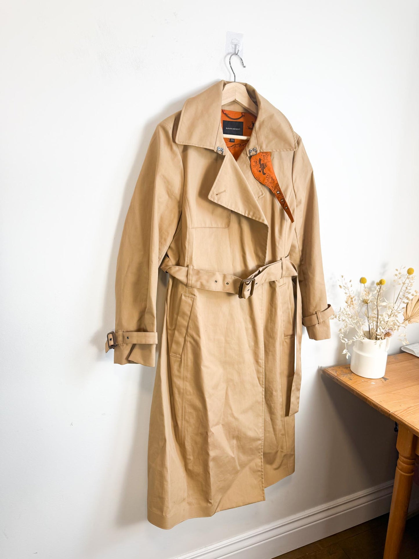 Banana Republic Khaki Trench Coat (Size M/L)