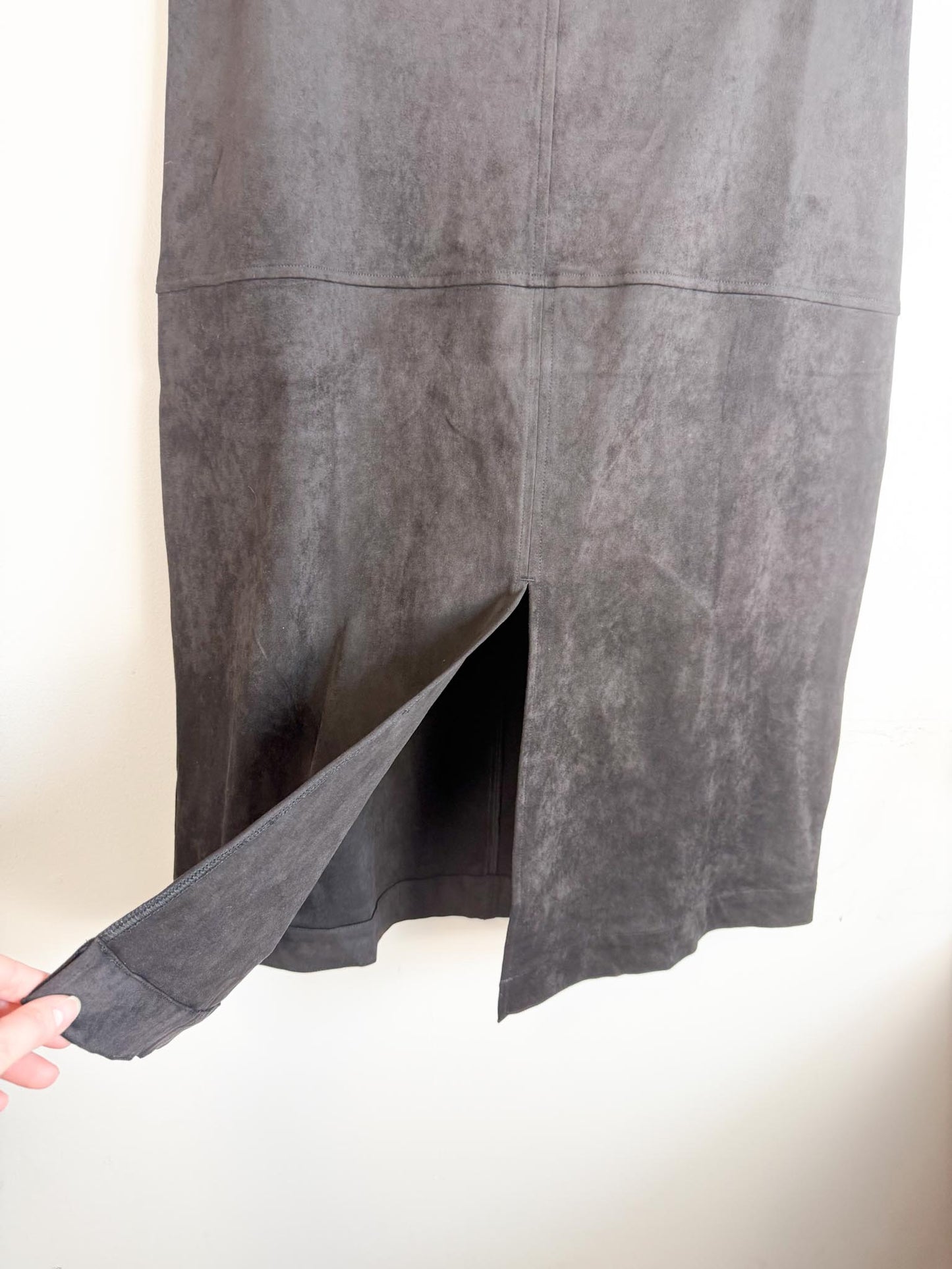 Grade & Gather "Michelle Vegan Suede Pencil Skirt in Black" NWT (Size L)