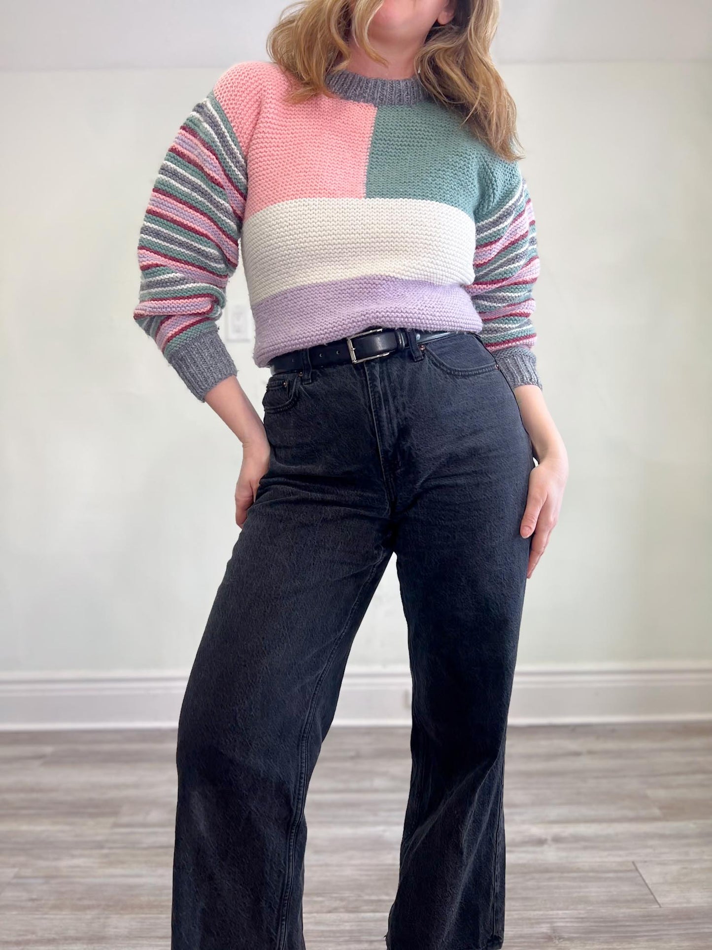 Vintage Handknit Colour-block Sweater (Size S)