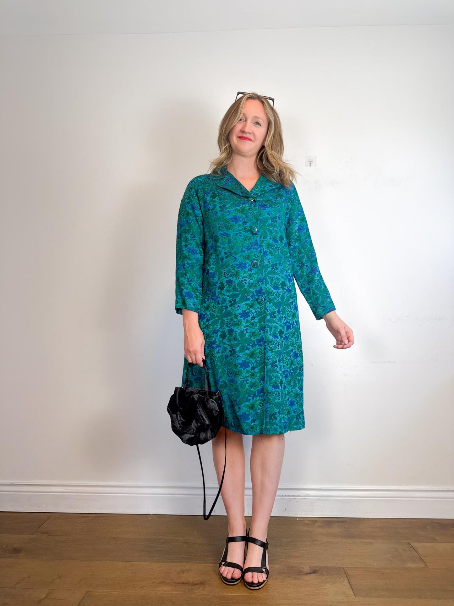 Vintage 1970s Brown Fashions Coat by Gabor Winnipeg Jacket in Floral Teal(Size M/L)