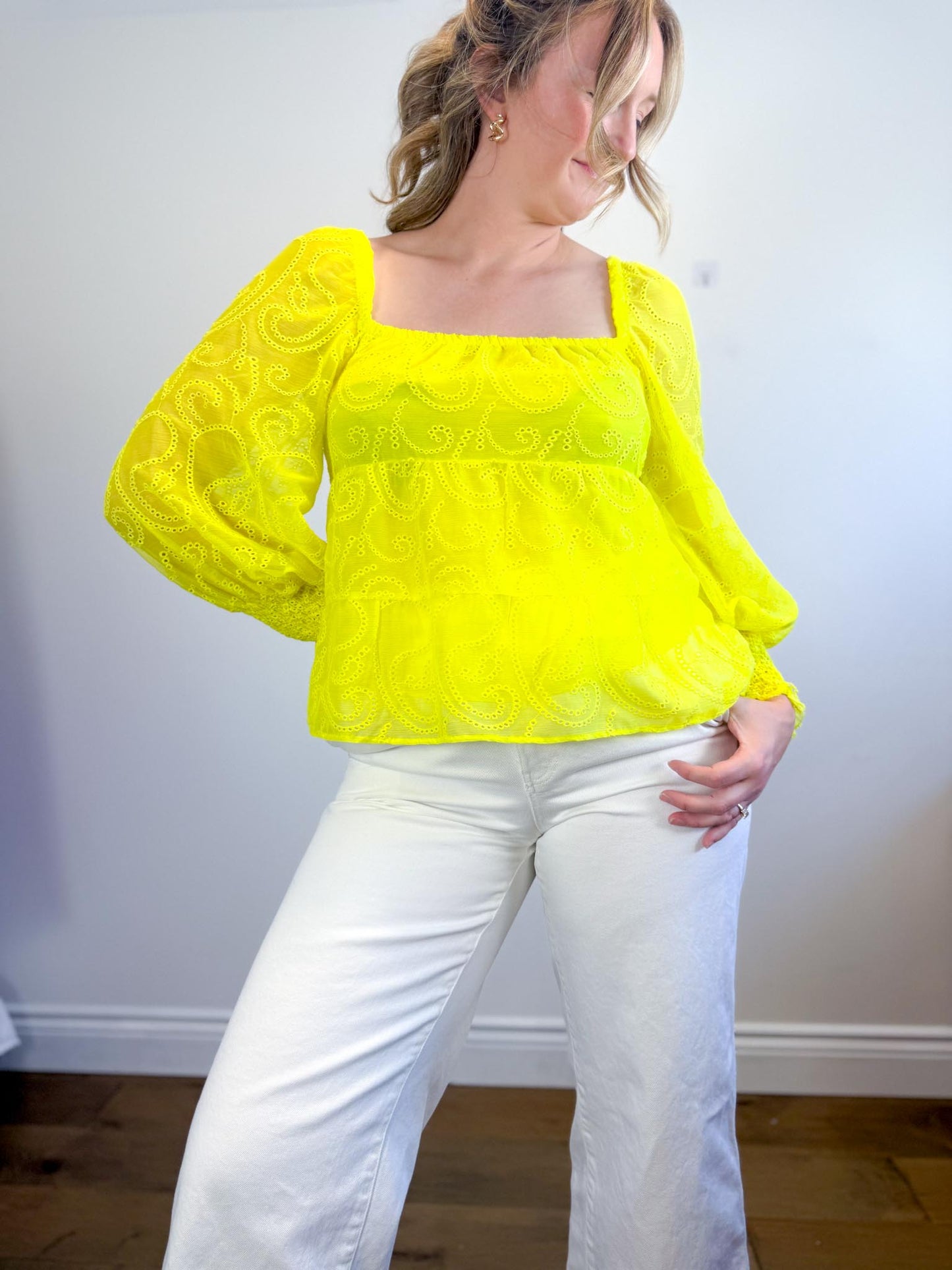 Alice & Olivia Eyelet Puff Sleeve Blouse in Neon Yellow (Size M)