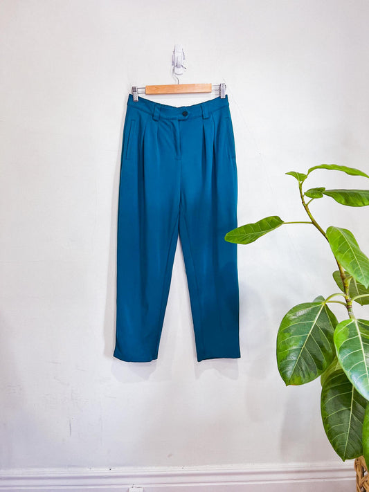 TITIKA "Lipton Laid Back Trouser" (Size L) in Teal