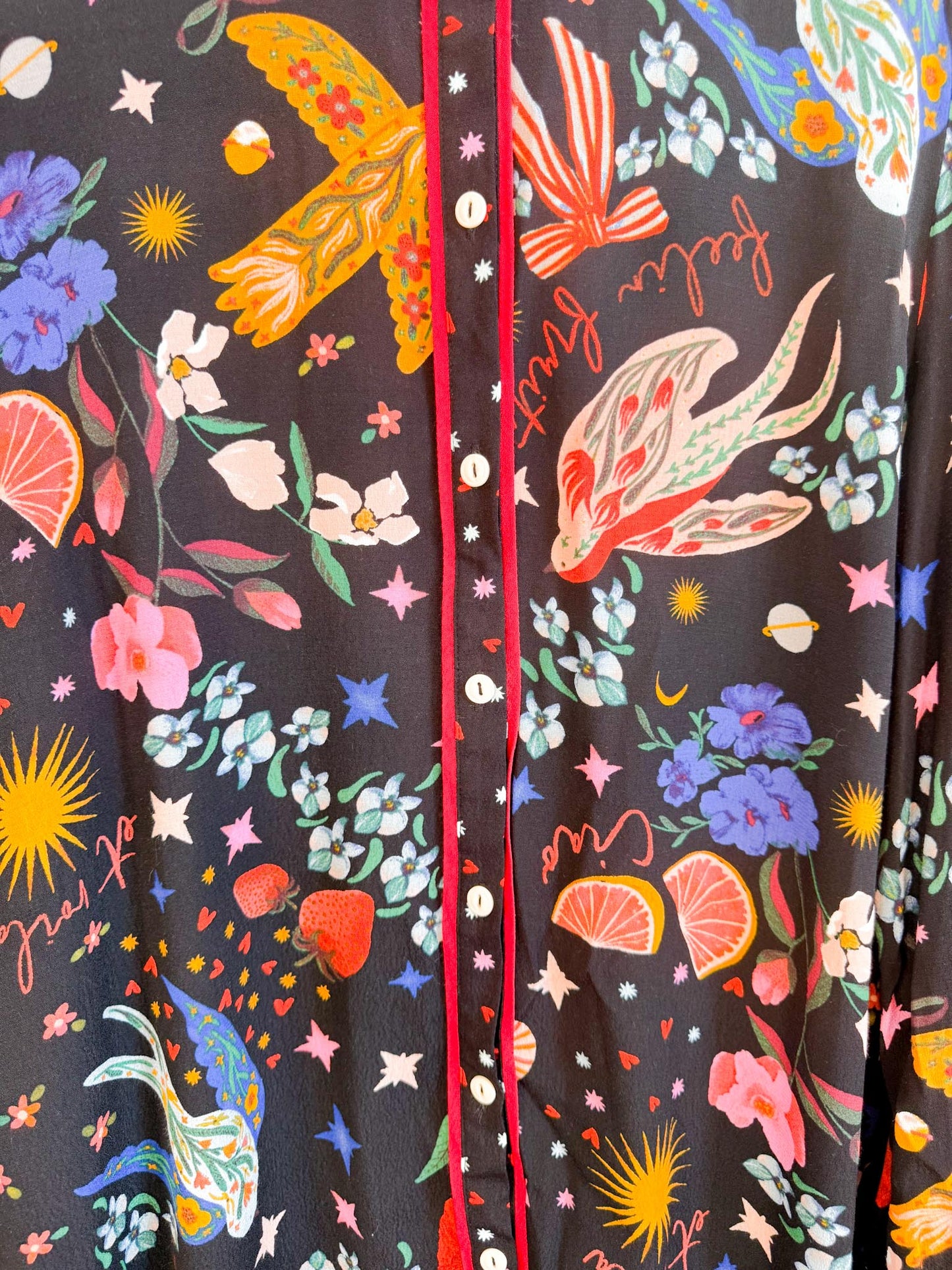 Love & Roses "Black Graphic Print Long Sleeve Button Down Shirt" NWT (Size L/XL)