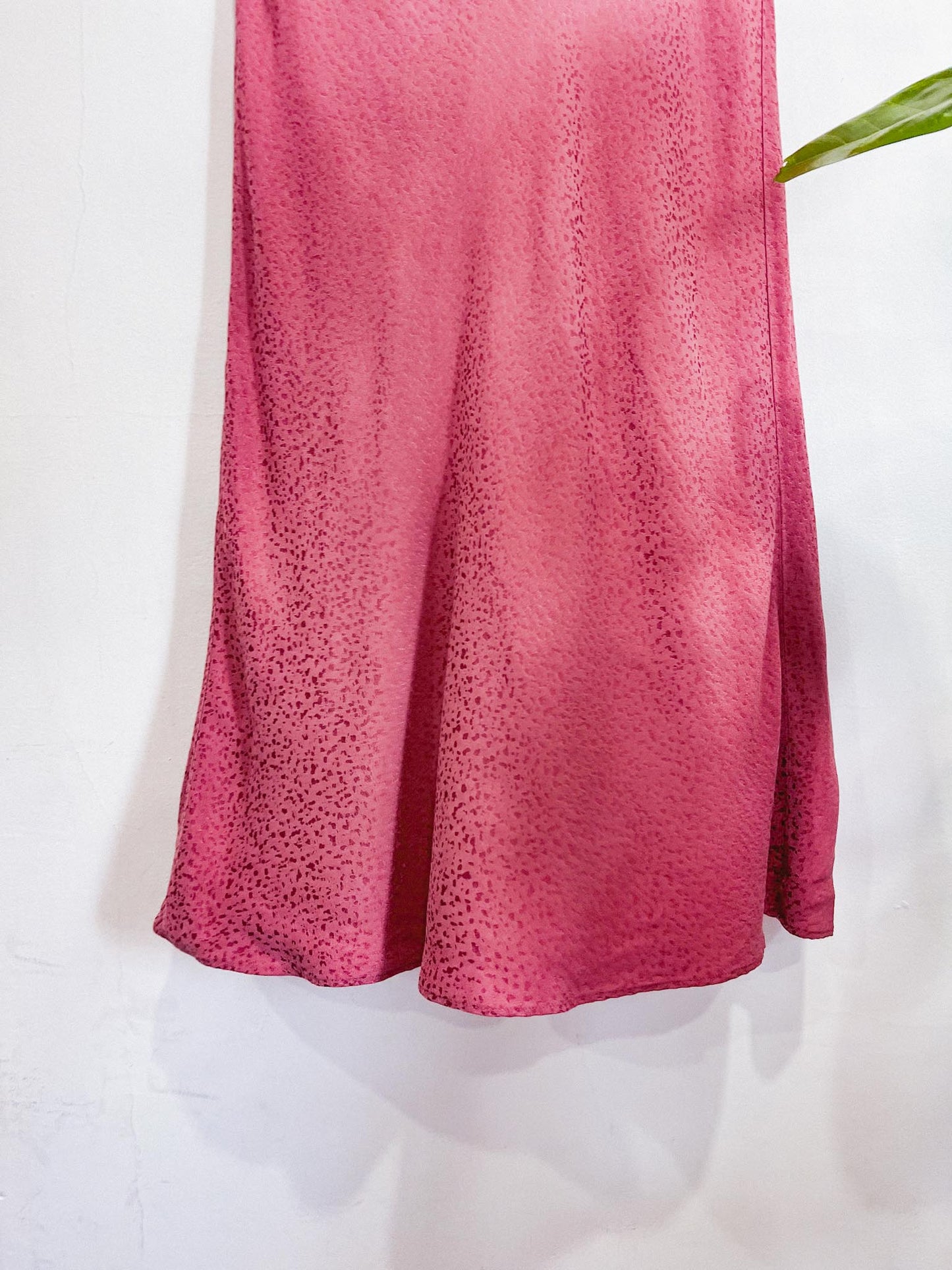 LOFT Midi Skirt in Dusty Rose (Size M)