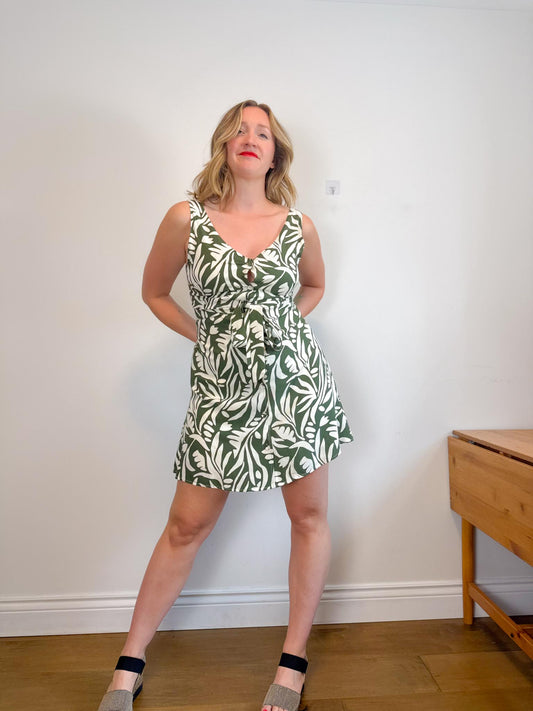 Artlove Paris Floral Dress in Green (Size M)