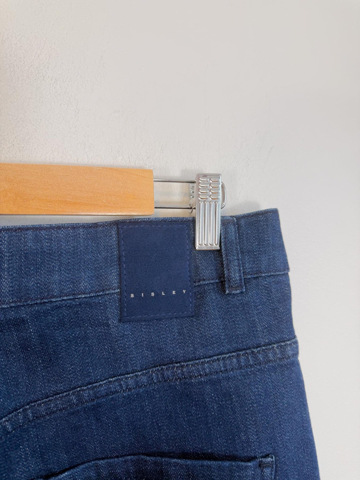 Sisley Organic Cotton Wide Leg Denim in Dark Wash (Size 31)