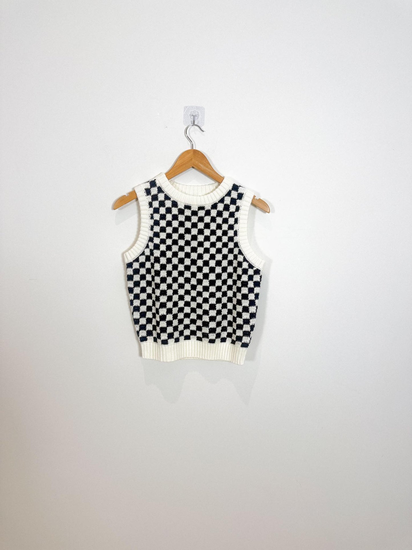 SHRIMPS Checkered Sweater Vest in Navy/White (Size S)