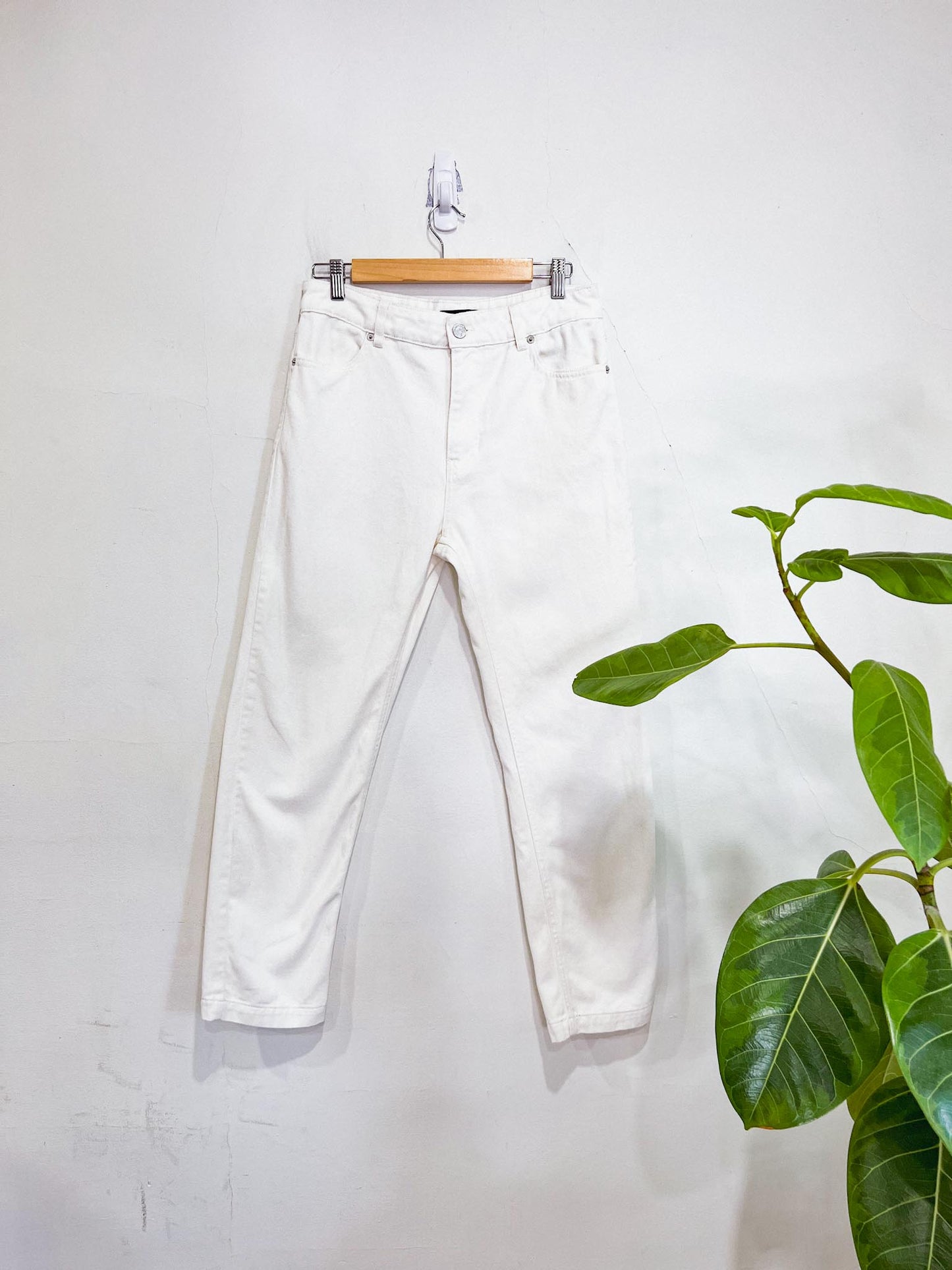 Cop. Copine Straight Leg Jeans in White (Size 29/30)