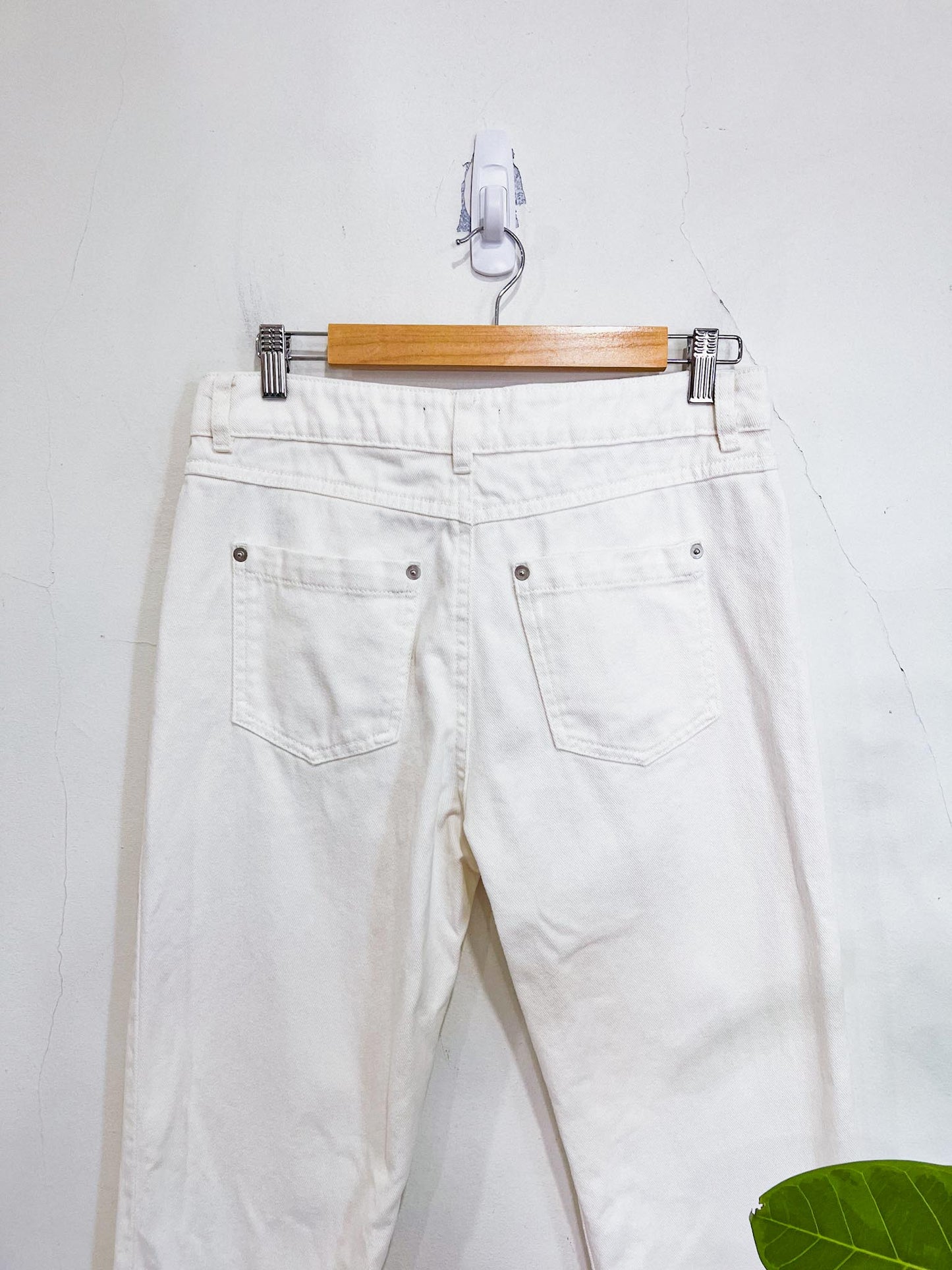 Cop. Copine Straight Leg Jeans in White (Size 29/30)