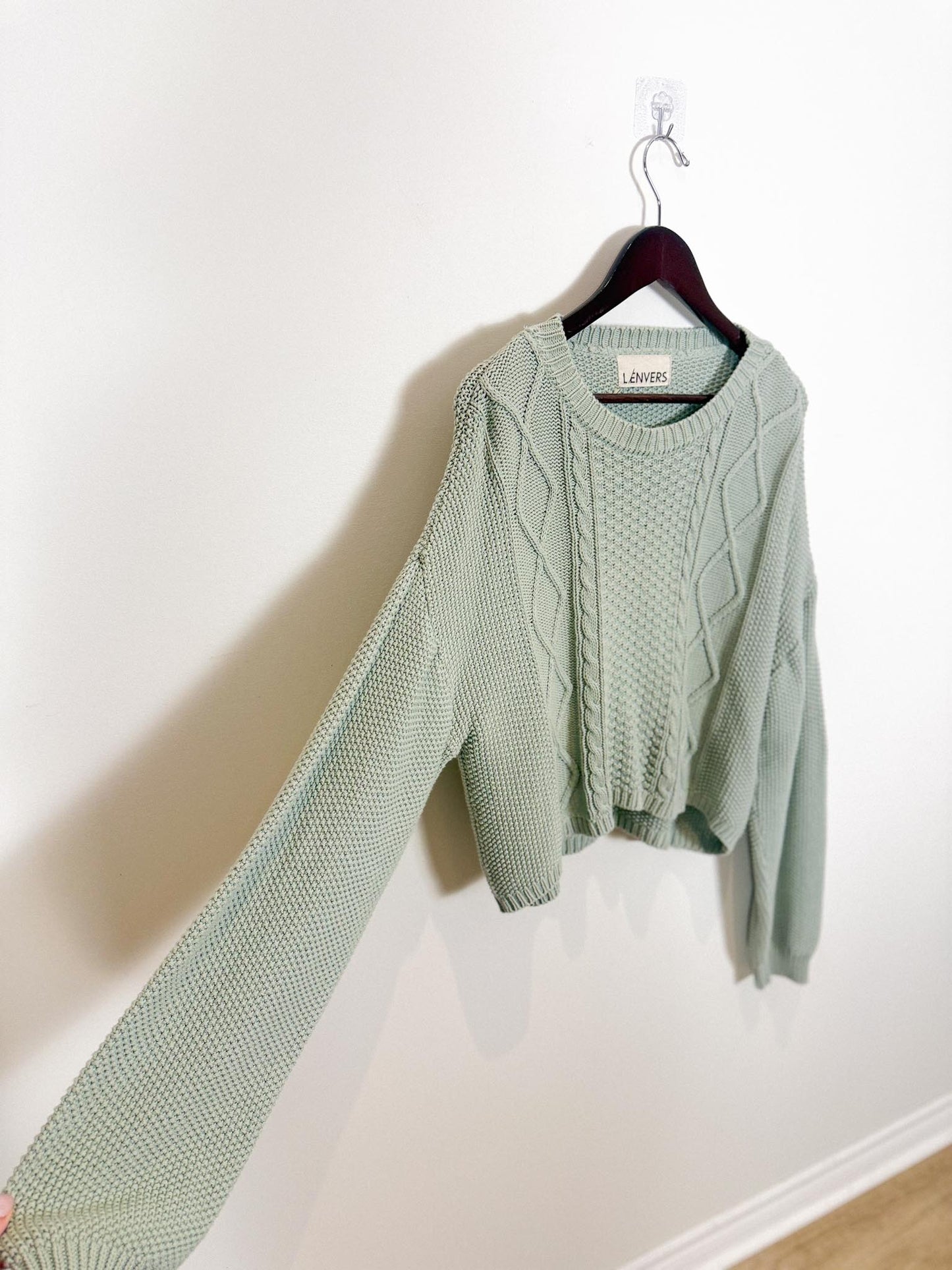 L'ENVERS Sustainable Knitwear "Organic Cotton Cropped Sweater in Mint Green" (Size L)