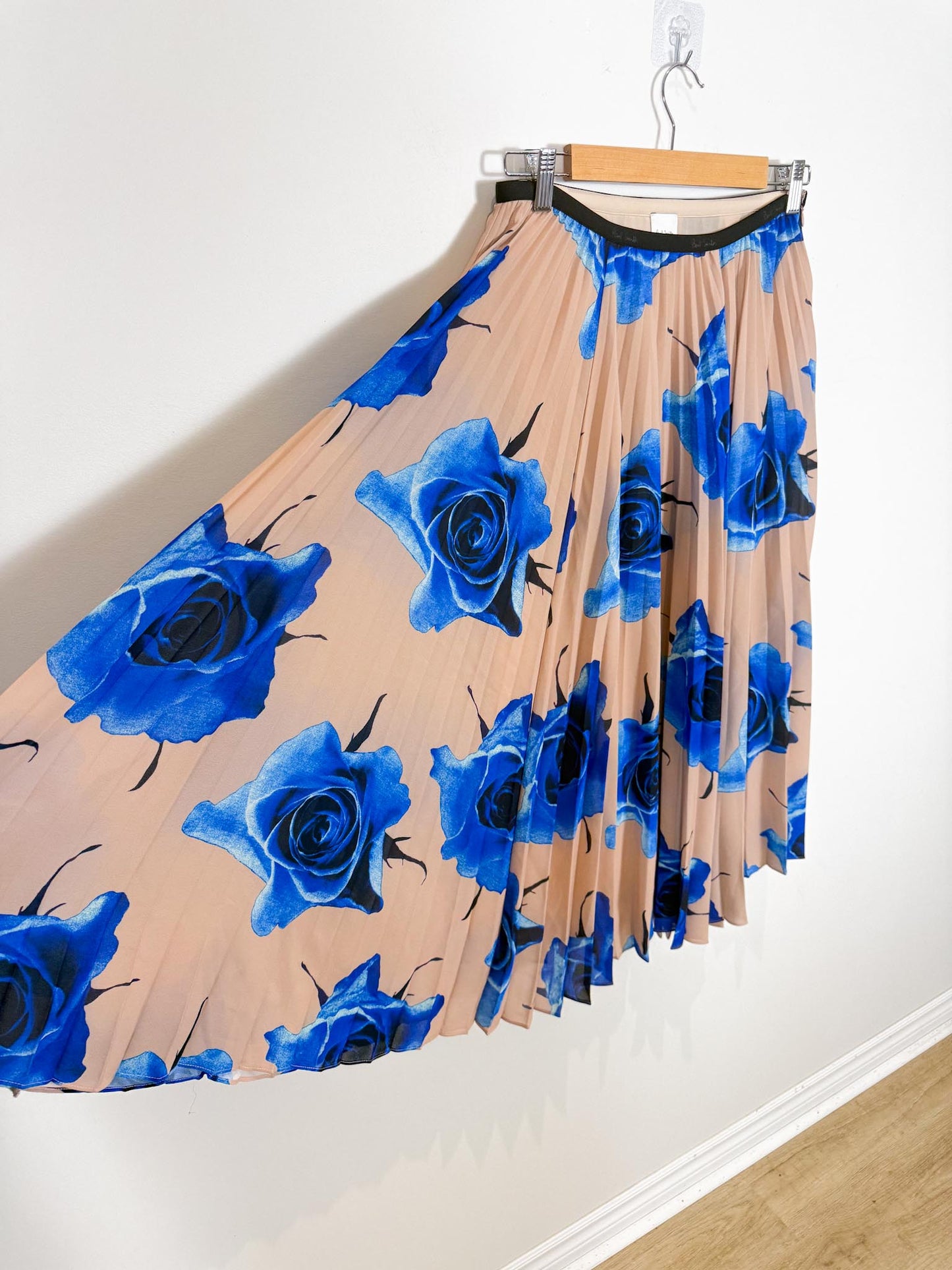 Paul Smith "Pleated Skirt in Blue/Taupe Floral" (Size S)