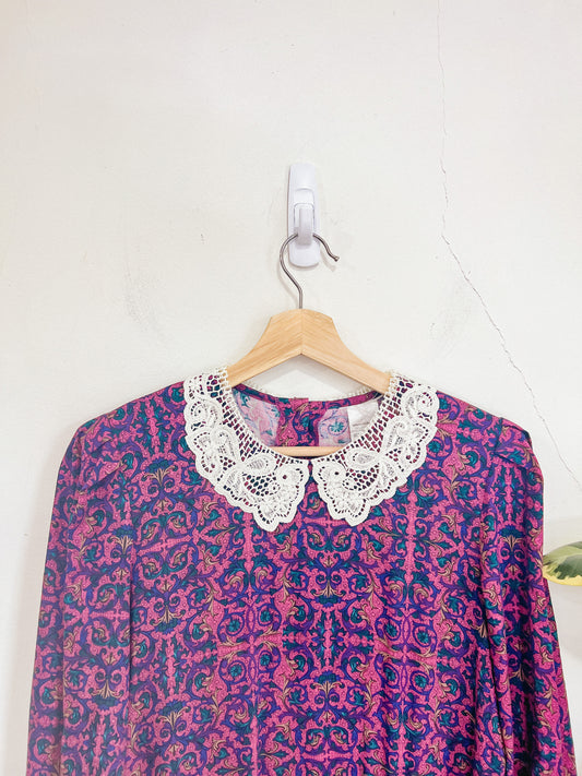 Vintage Pink & Purple Patterned Dress with Lace Collar (Size S/M)